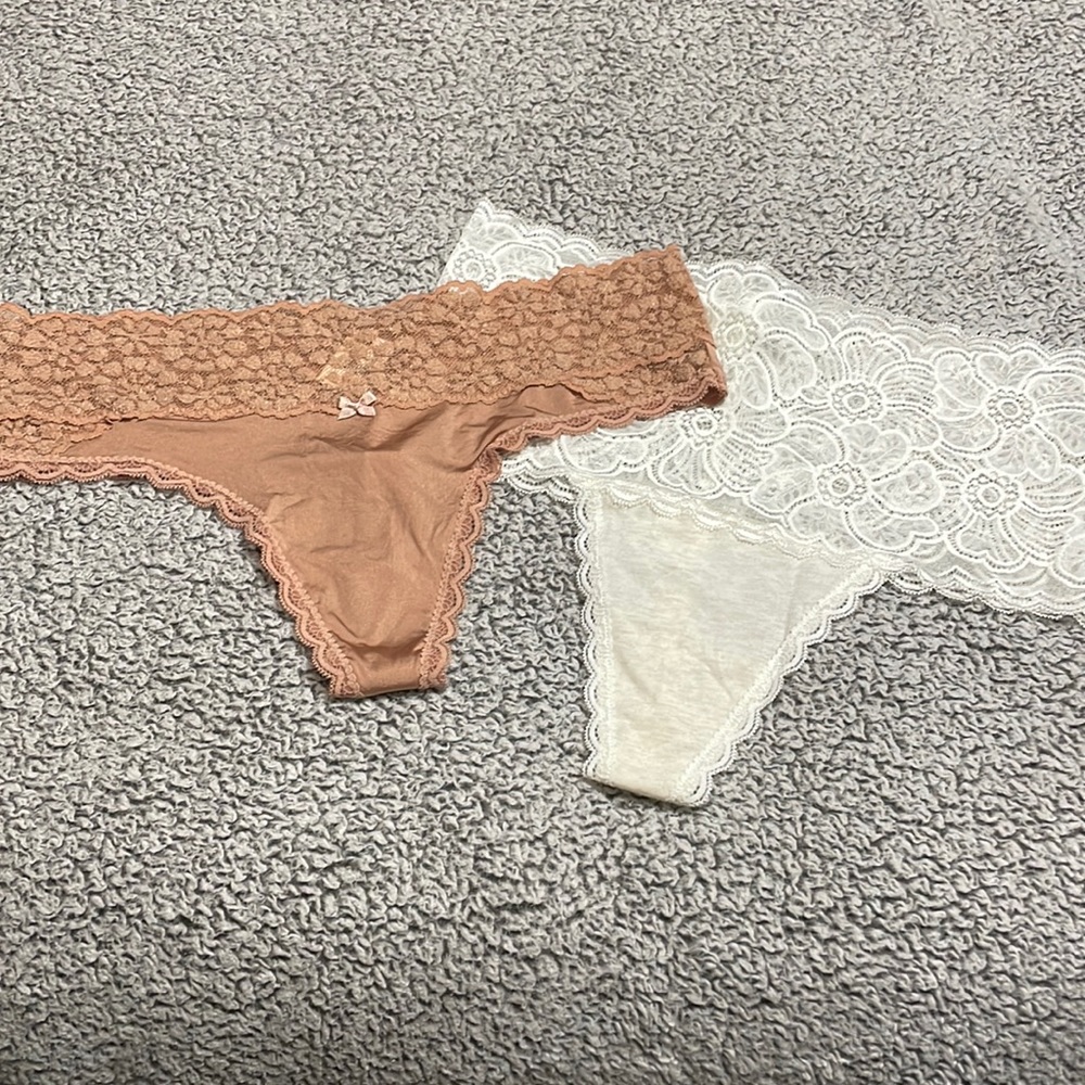 NWT AERIE neutral thong bundle size M